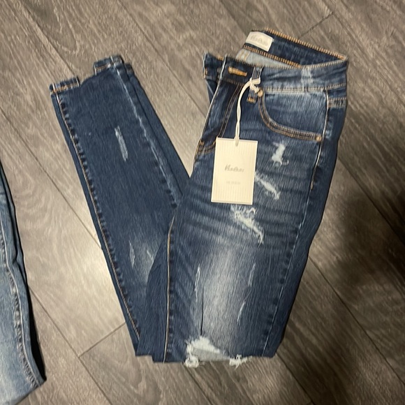Vici Collection Jeans- 2 pair - Picture 5 of 7